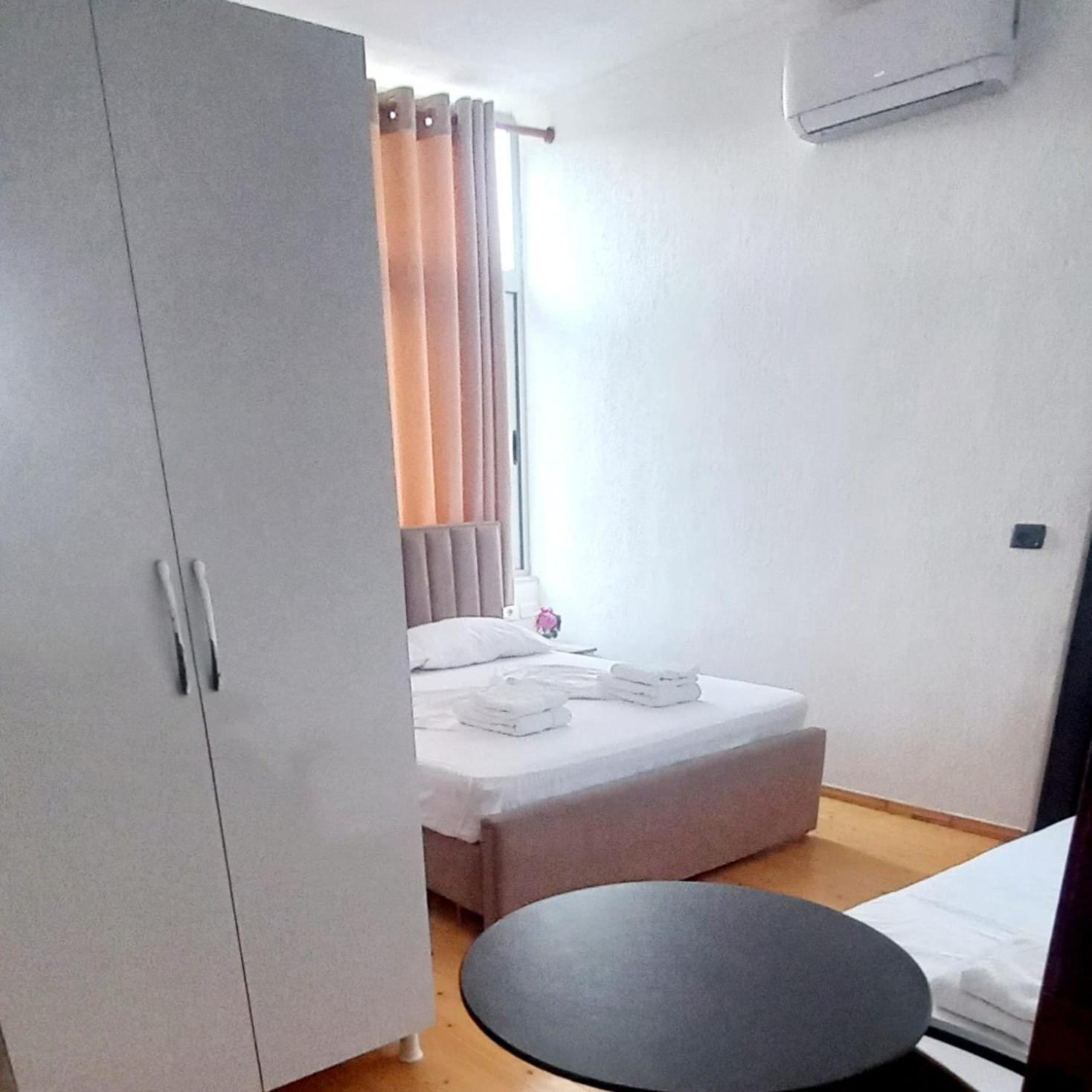 Hotel Eno Përmet Habitación foto
